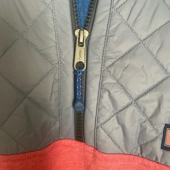 Vineyard Vines Pink and Gray Quilted Sweatshirt - Picture 4 of 8